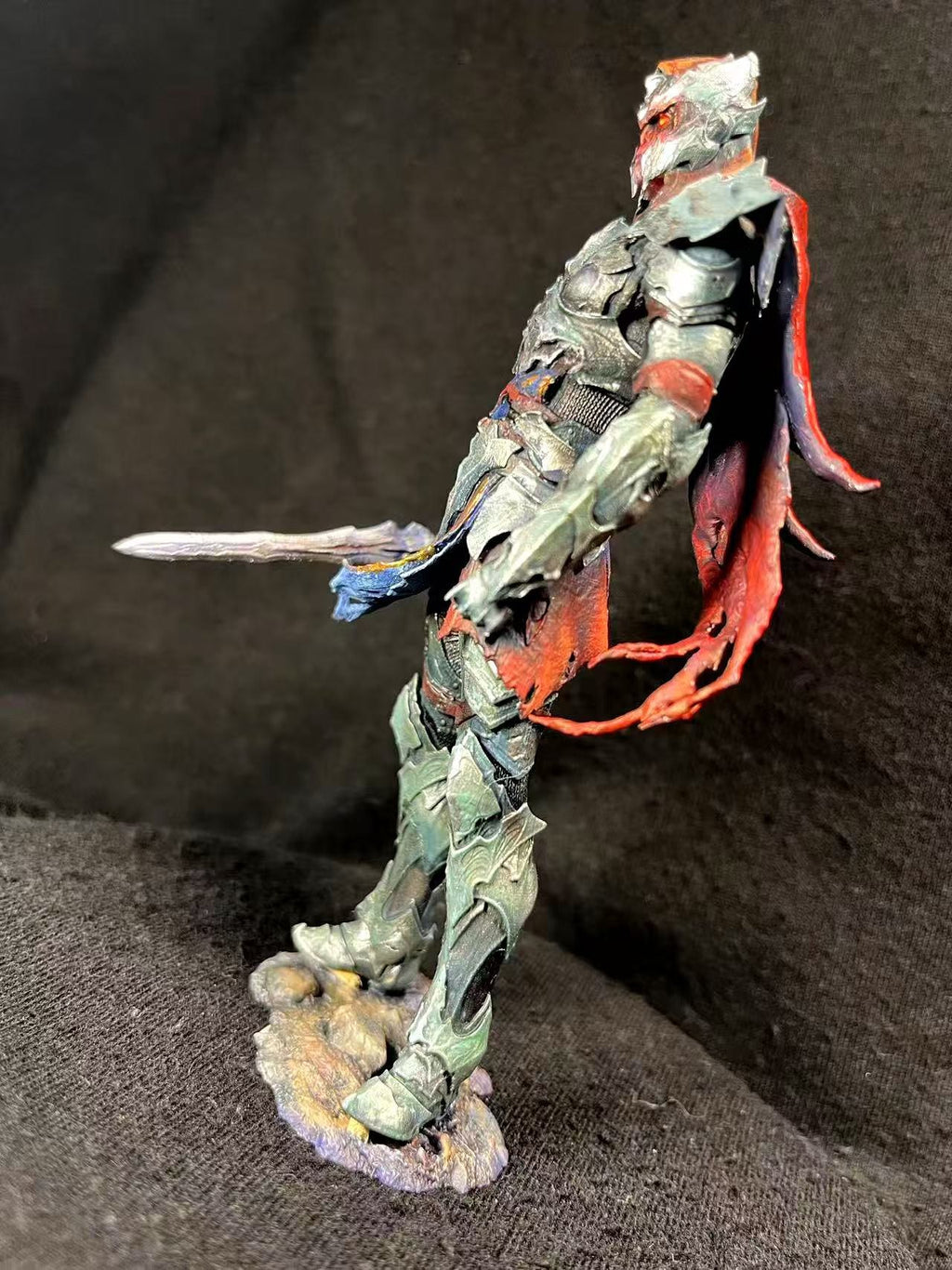Ashen Oath Swordbearer - Hand-Painted Resin Collector Statue image 2