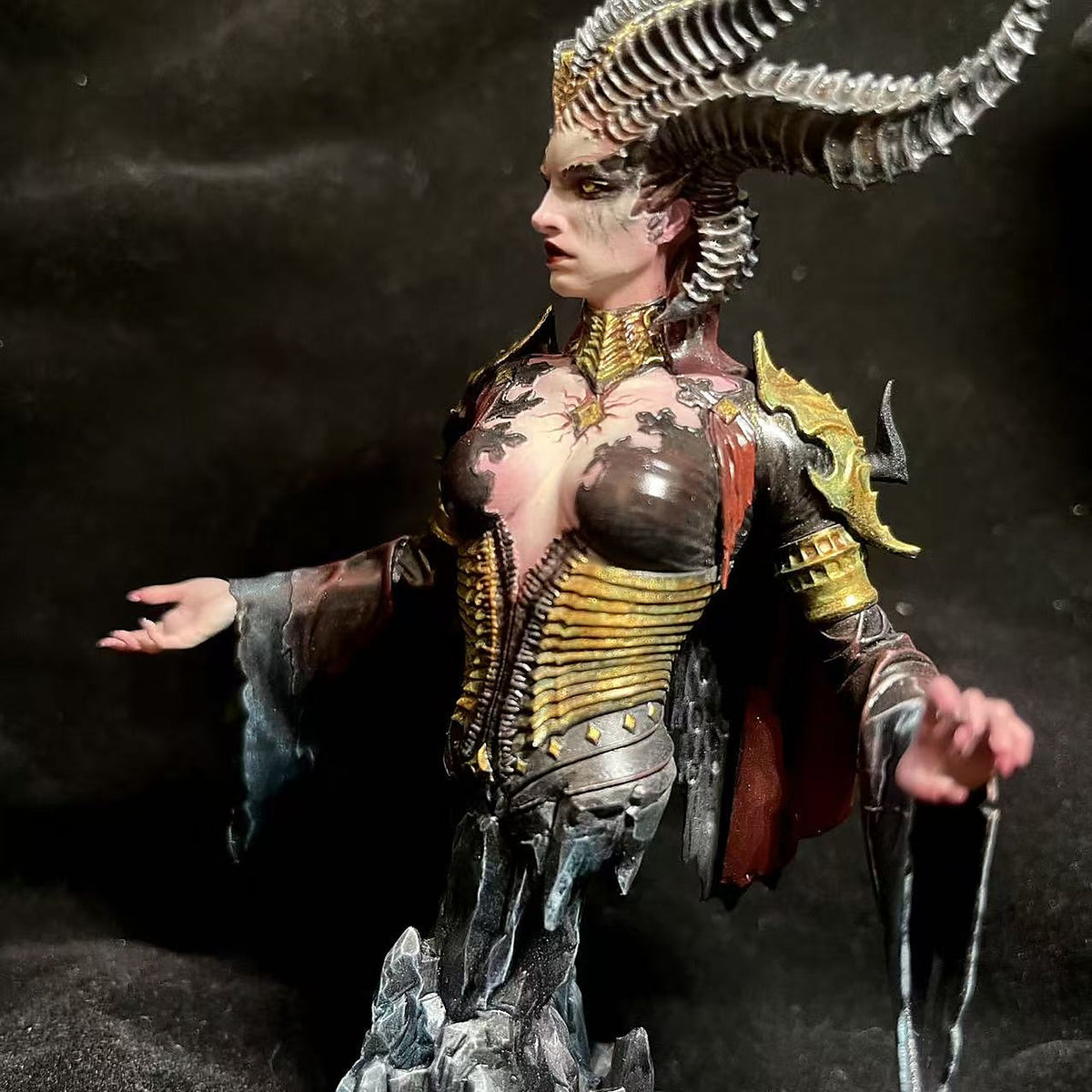 Horned Abyss Queen - Hand-Painted Resin Collector Statue